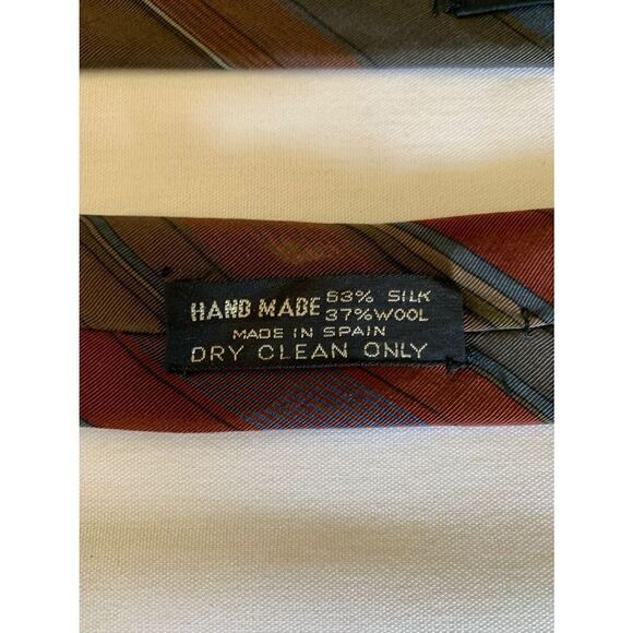 Saint Honore Paris Striped Tie ✝️ - Picture 6 of 15